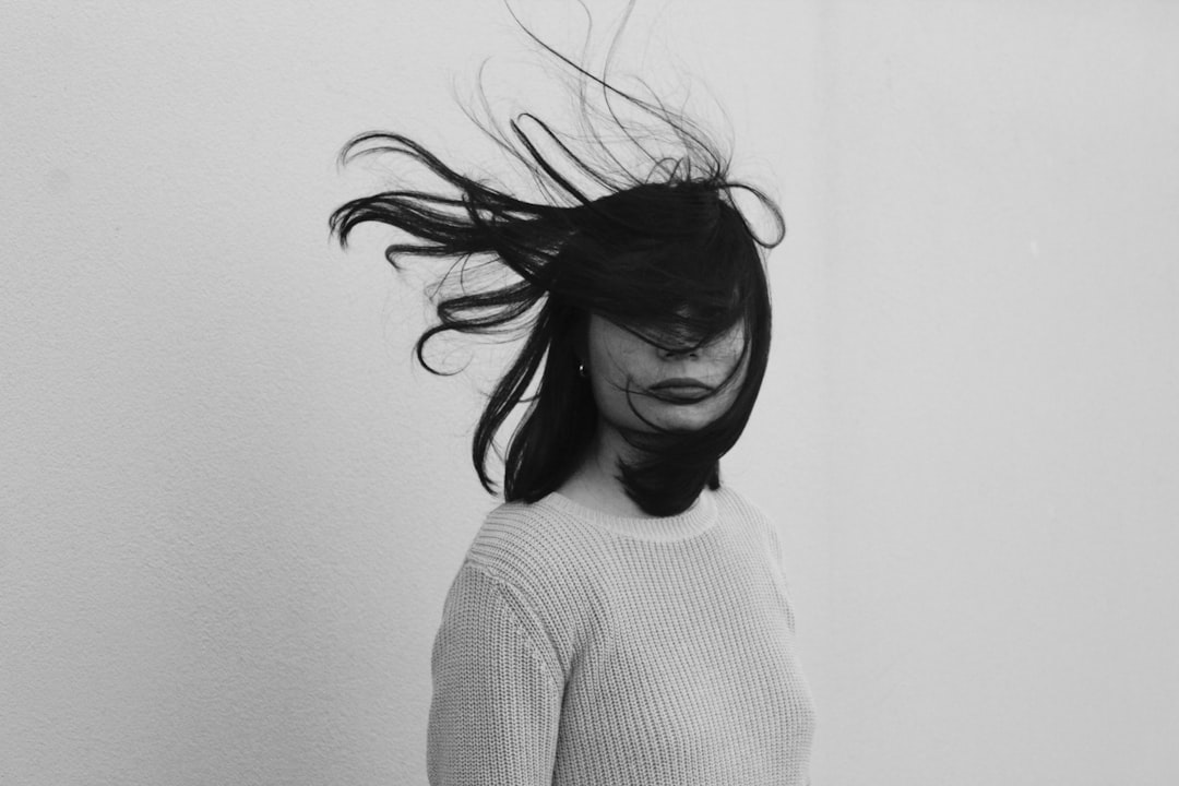 Oma’s bewezen tips bij haaruitval die iedereen kan proberen