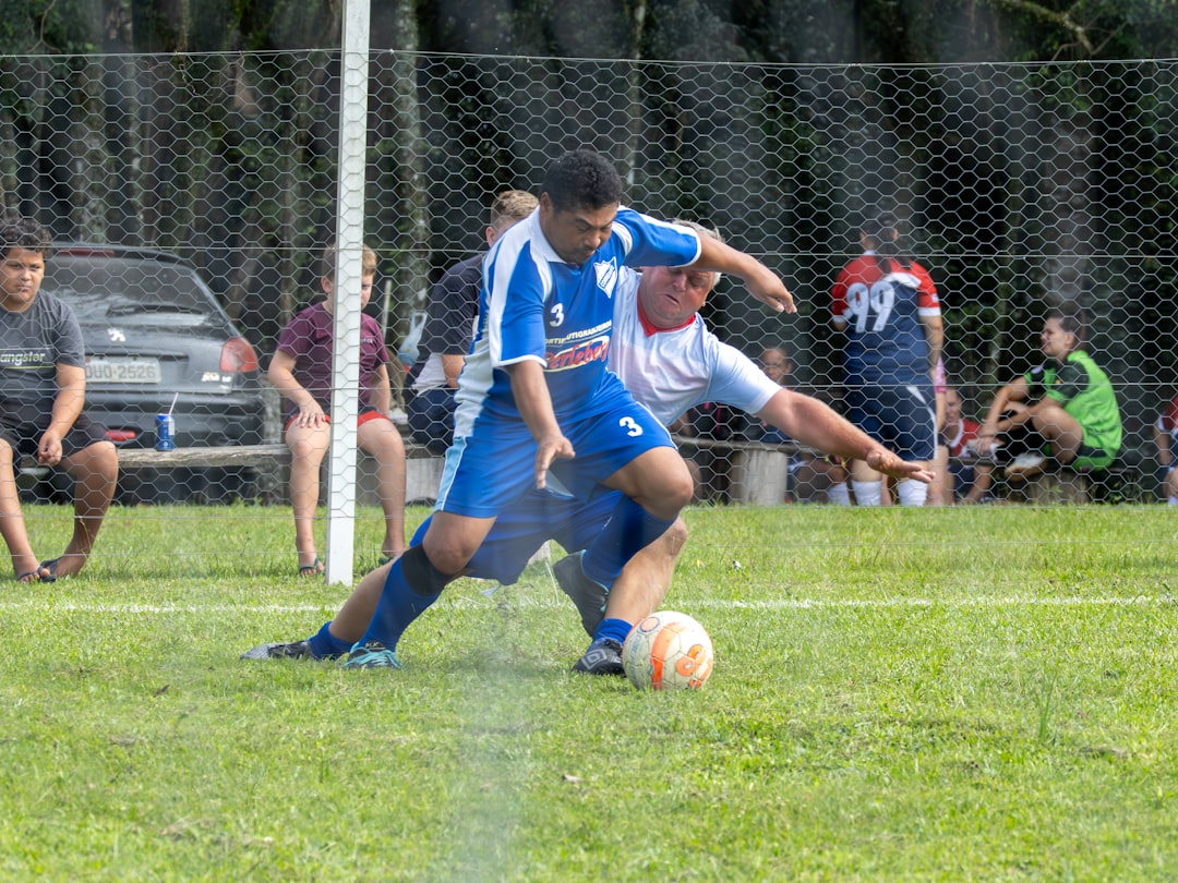 De opkomst en neergang van Ronnie Stam: van voetbaltalent tot strafzaak